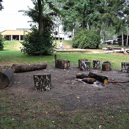 Chatová Osada Pohádka Camping Bela pod Bezdezem